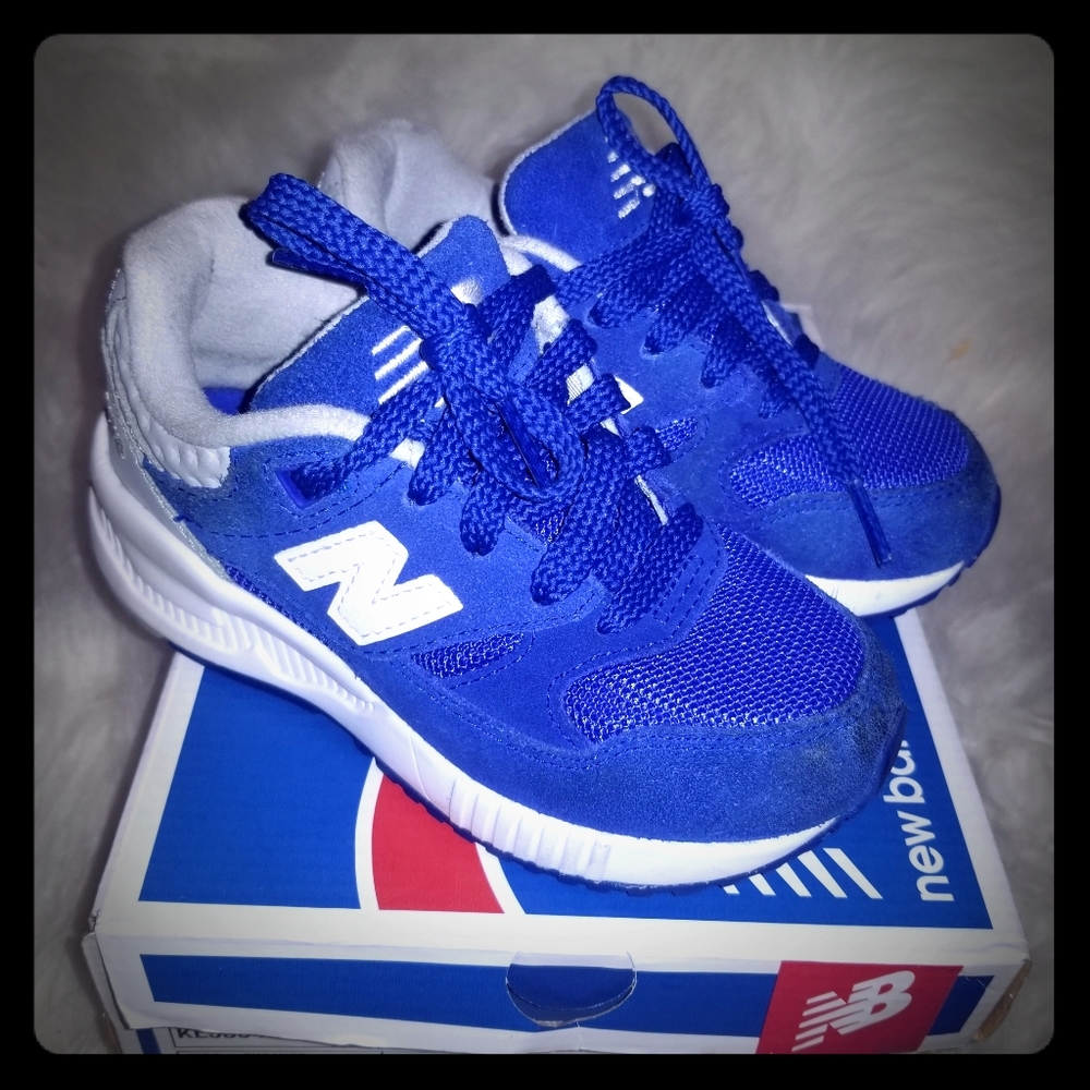 NEW BALANCE 530